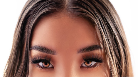 Professional eyelash extensions are a true art form