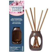 Yankee Candle, Pre-Fragranced reed kit Metallic Cherry Blossom 226g